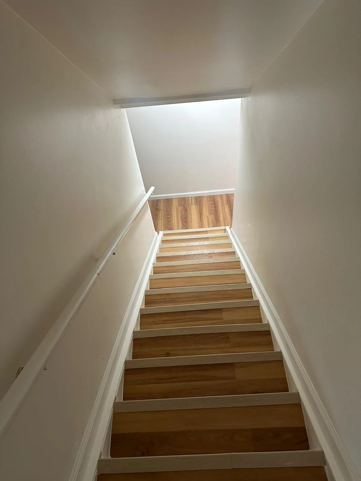 Finished staircase flooring project